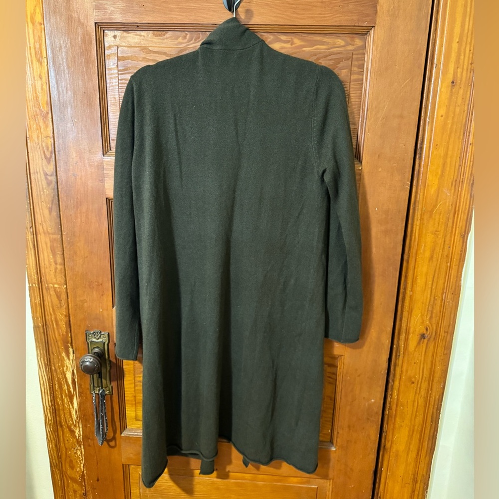 Neiman Marcus Dark Green Cashmere Cardigan - Picture 2 of 4